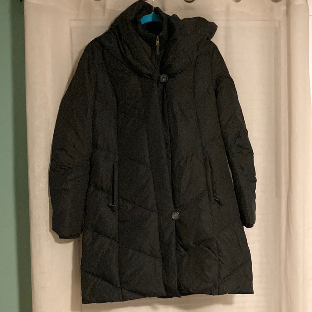Ralph Lauren puffer jacket. Black.